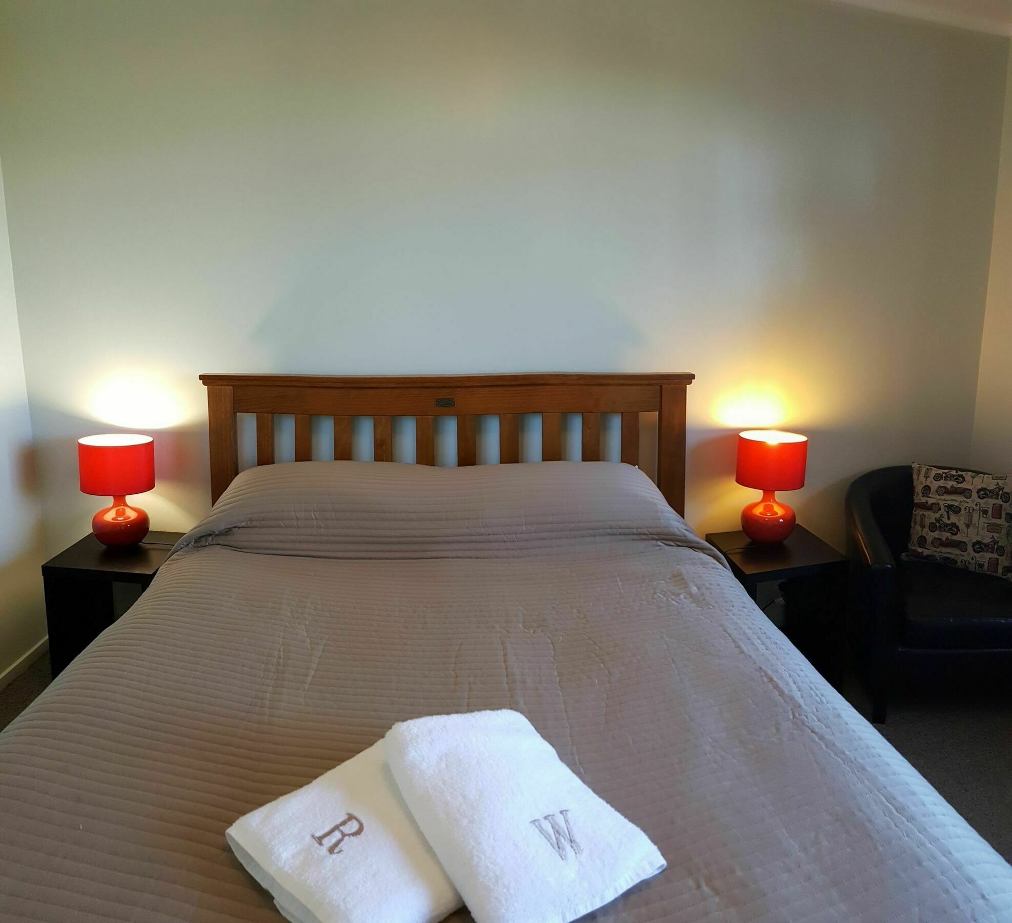 Redwood Lodge Метвен Экстерьер фото